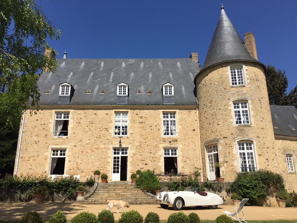 Chateau De Vaux Yvre-l'Eveque Exterior photo